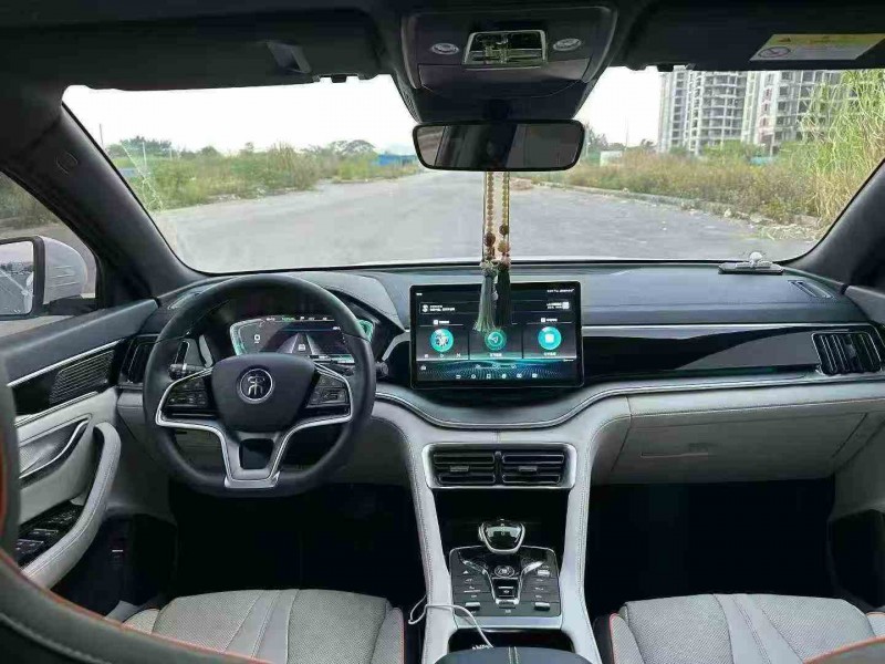 桂林23年比亚迪宋6