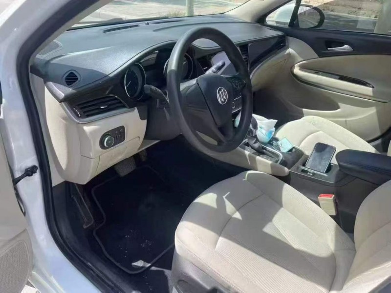 郑州18年别克威朗9