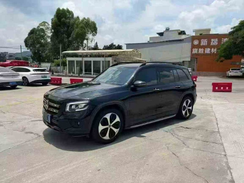深圳21年奔驰GLB3