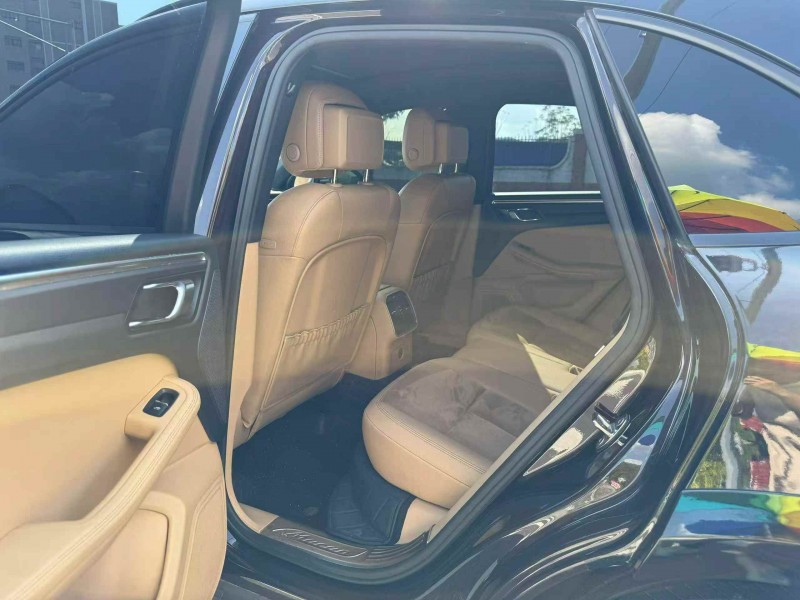 江门18年保时捷Macan5