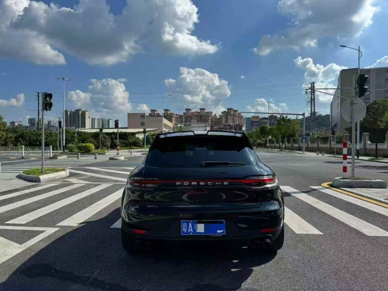 江门18年保时捷Macan9