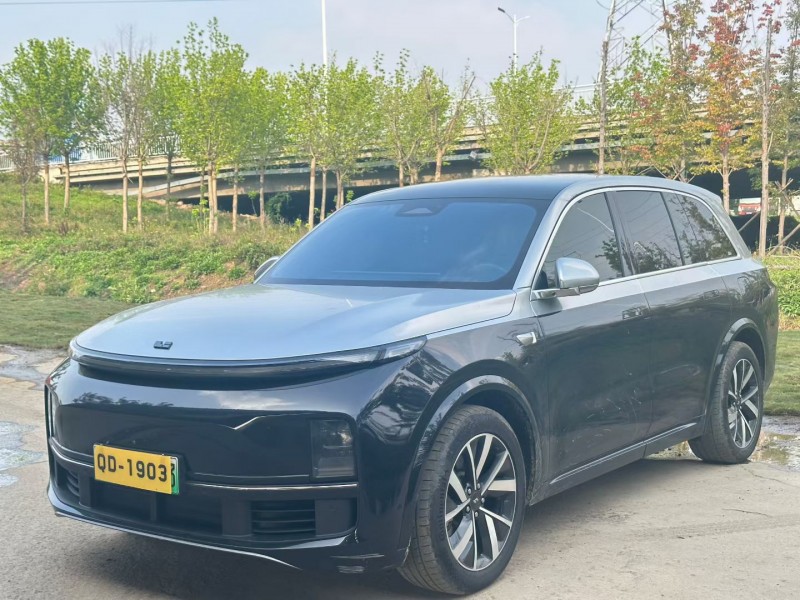 青岛23年理想L82