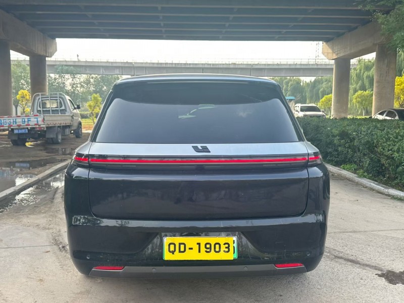 青岛23年理想L89