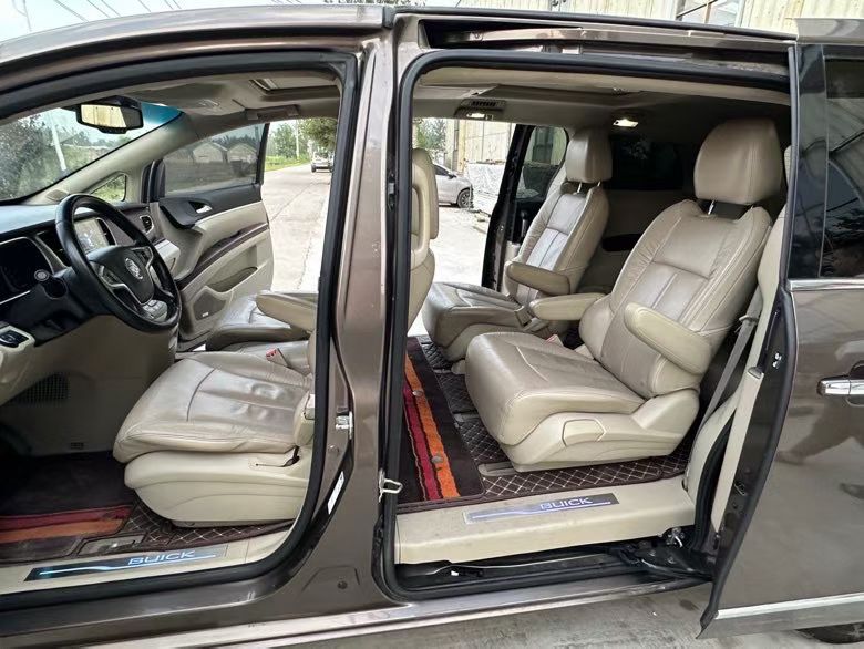 徐州16年别克GL86