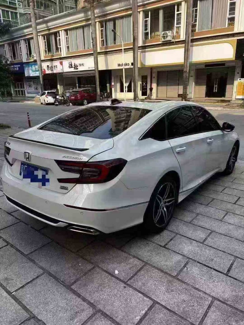 珠海22年本田雅阁8