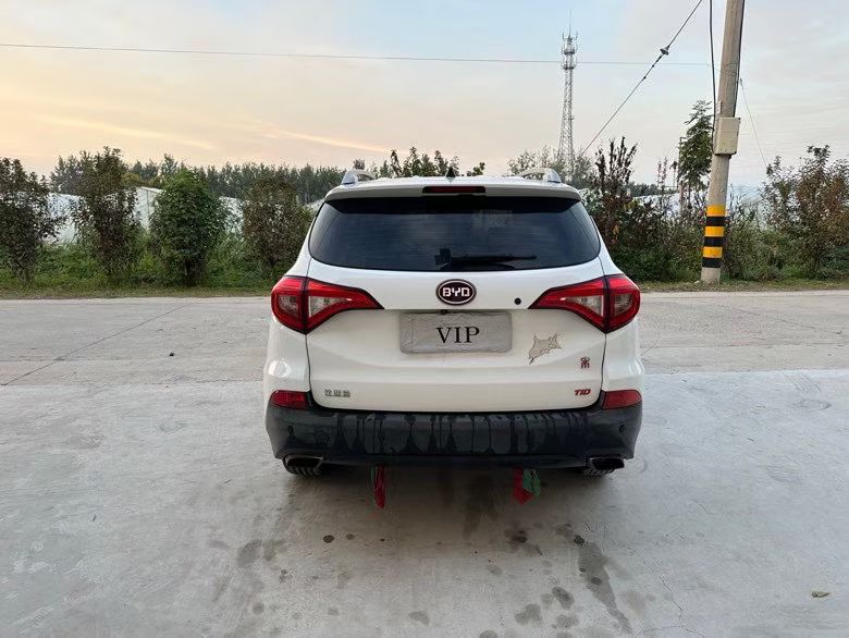 徐州17年比亚迪宋8
