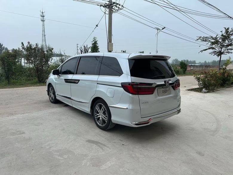 徐州24年本田艾力绅3