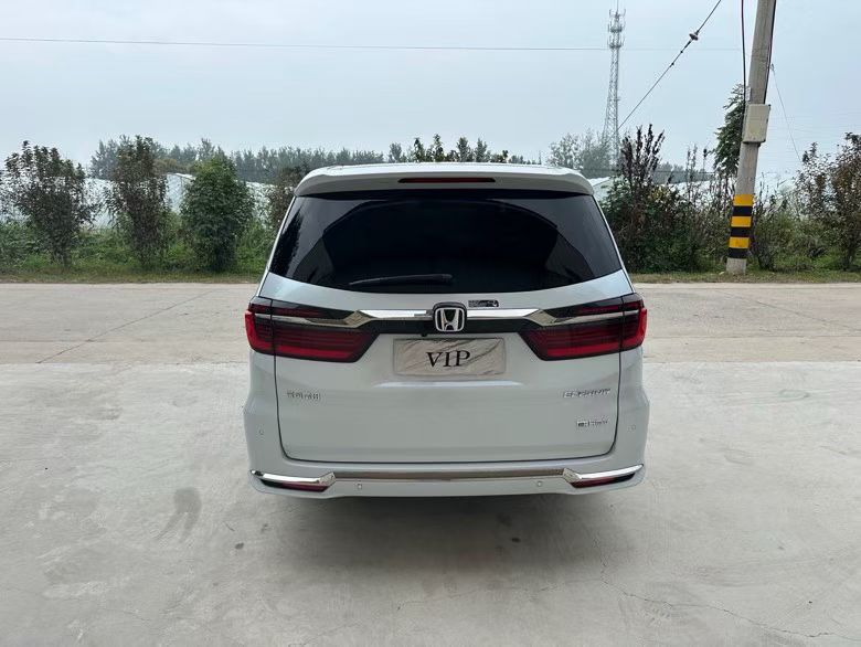 徐州24年本田艾力绅8