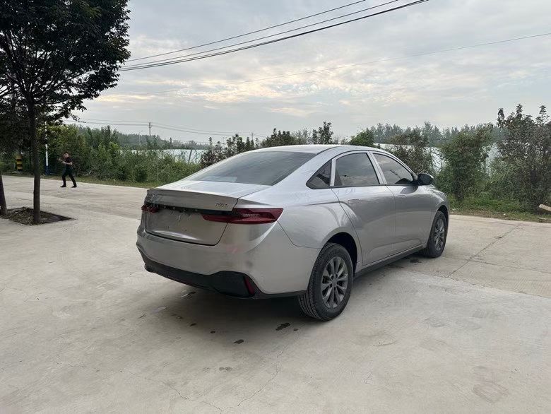 徐州24年吉利几何3