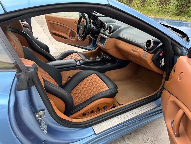 徐州13年法拉利California6