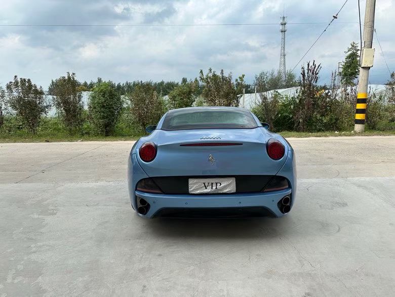 徐州13年法拉利California9