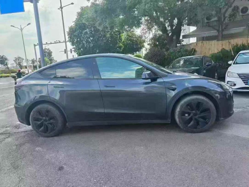 珠海24年特斯拉MODEL Y3