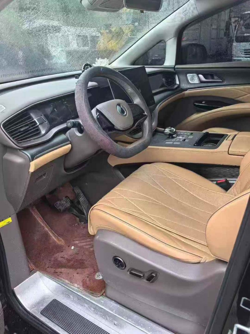 烟台23年腾势D94