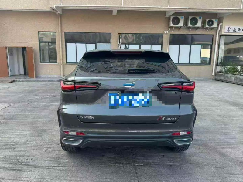 嘉兴22年长安汽车欧尚9