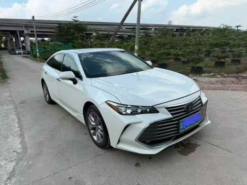 佛山20年丰田亚洲龙2