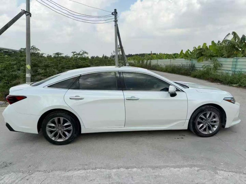 佛山20年丰田亚洲龙8