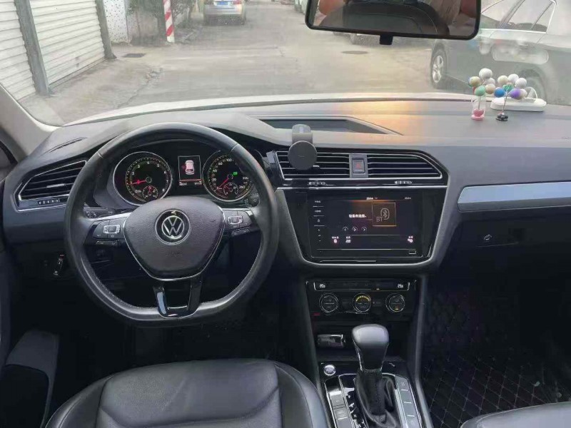 徐州21年大众途观5