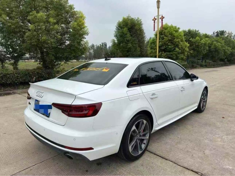 无锡18年奥迪A4L8