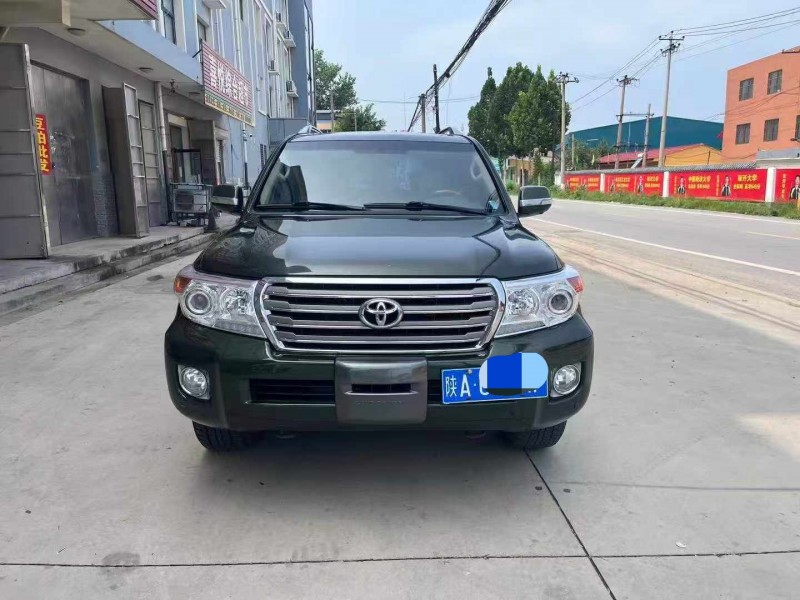 保定13年丰田兰德酷路泽1
