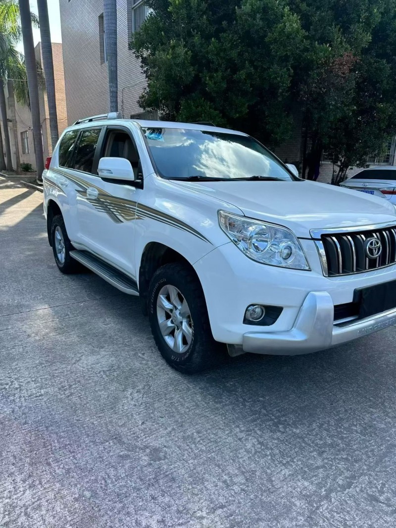 厦门13年丰田普拉多2