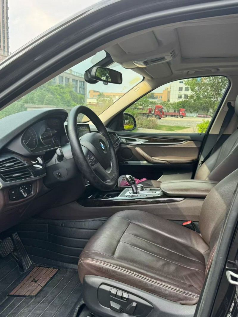厦门17年宝马X55