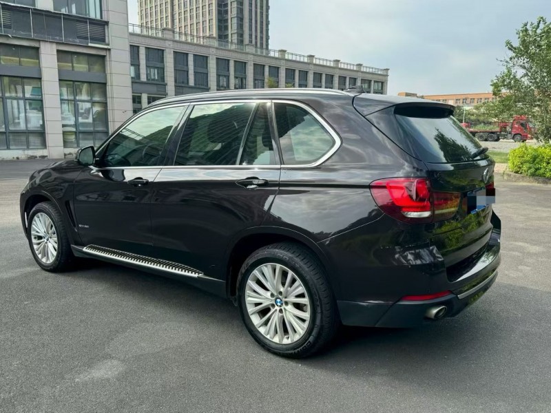 厦门17年宝马X58