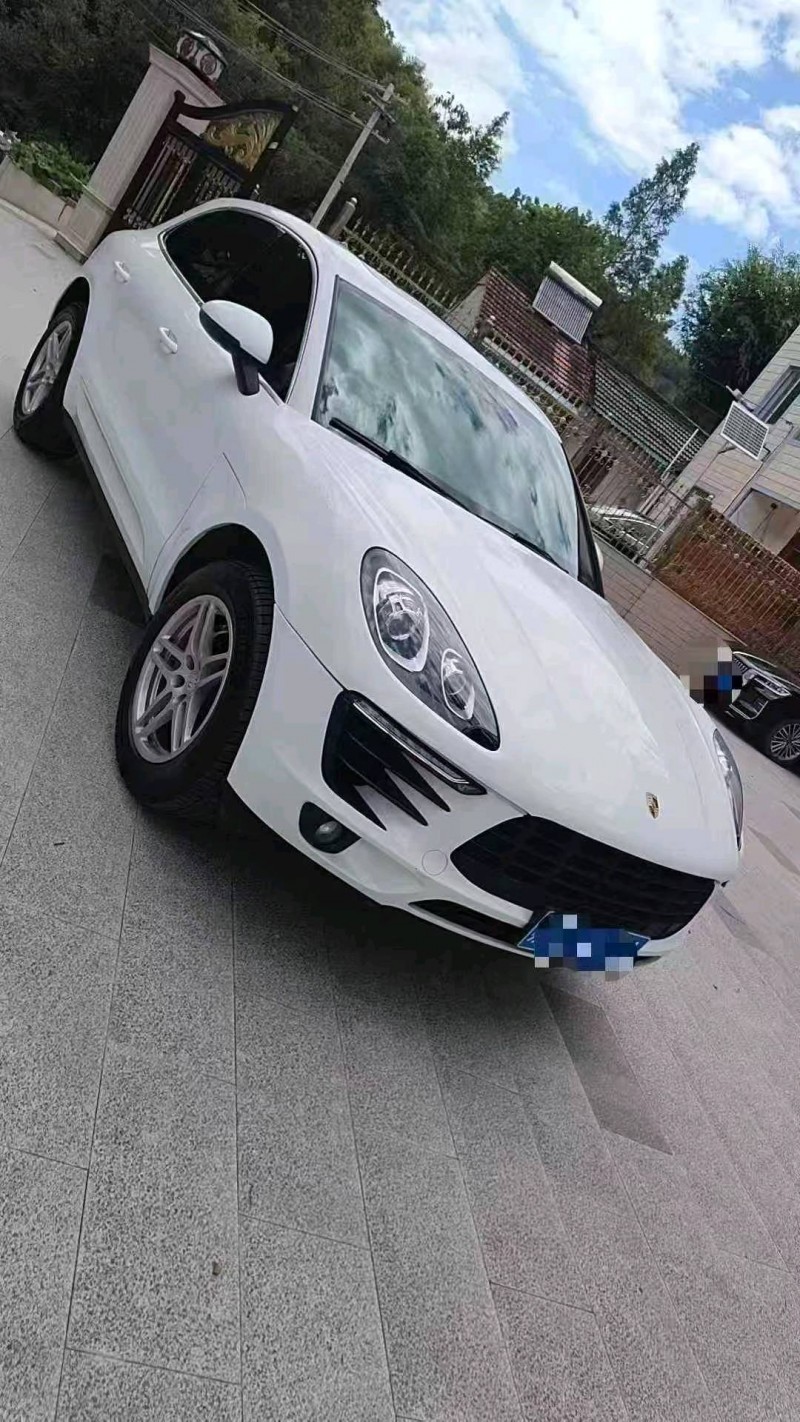 徐州17年保时捷Macan2
