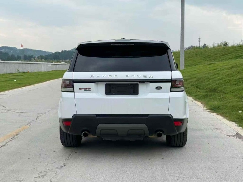 无锡16年路虎揽胜运动8