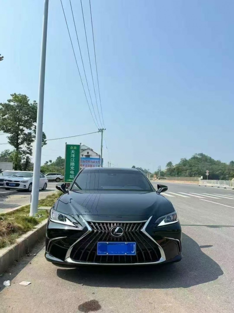 湘潭24年雷克萨斯ES1