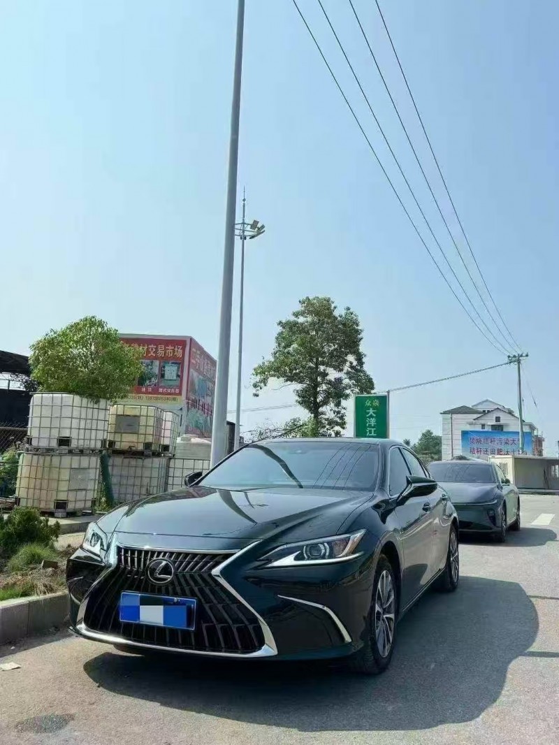 湘潭24年雷克萨斯ES2