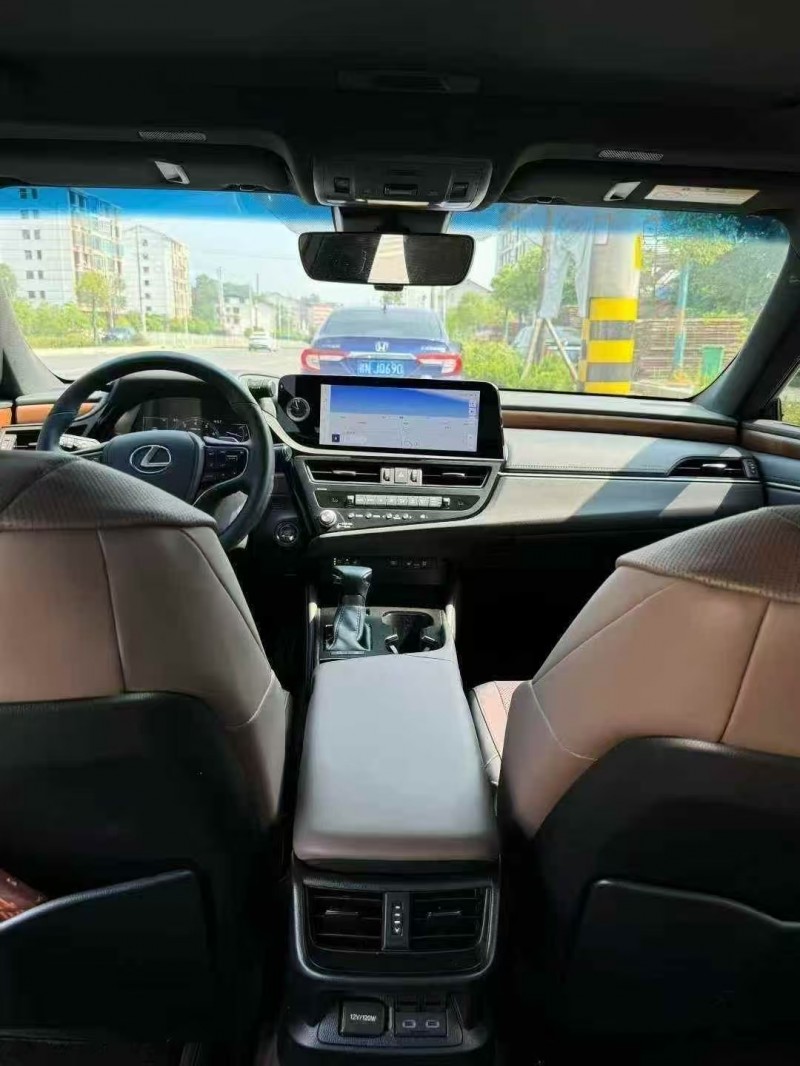 湘潭24年雷克萨斯ES4