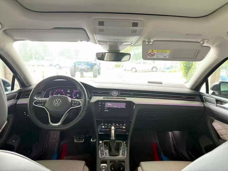 枣庄23年大众迈腾4