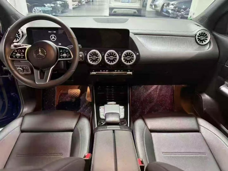 徐州24年奔驰GLA5