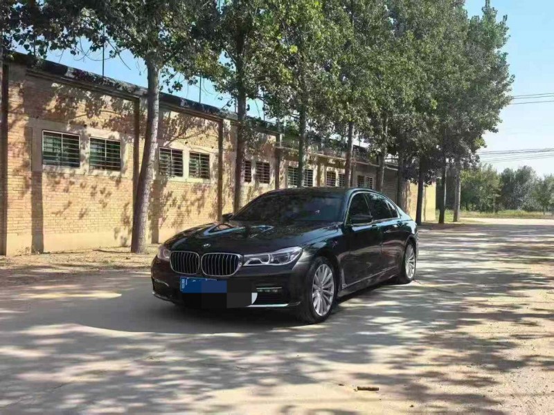 保定15年宝马7系3