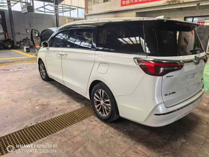 保定20年别克GL88