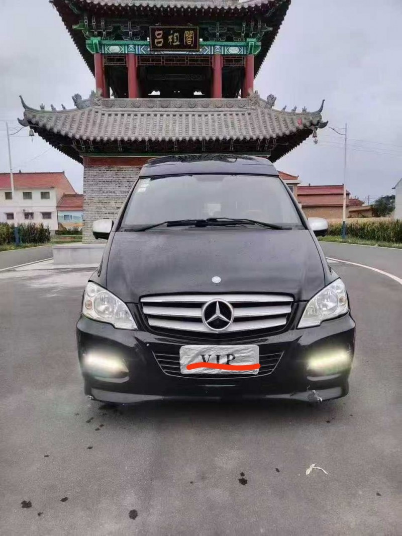 大同17年奔驰威霆1