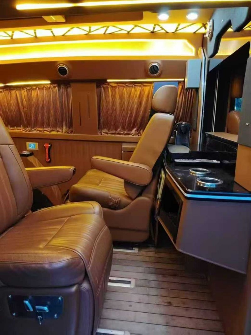 大同17年奔驰威霆5