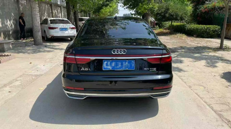 保定19年奥迪A8L2