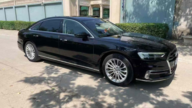 保定19年奥迪A8L4