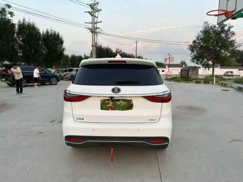 徐州19年比亚迪宋MAX9