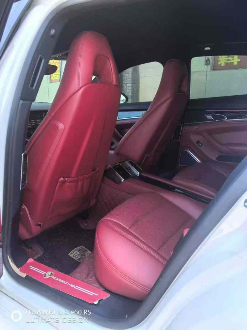 保定13年保时捷帕拉梅拉9