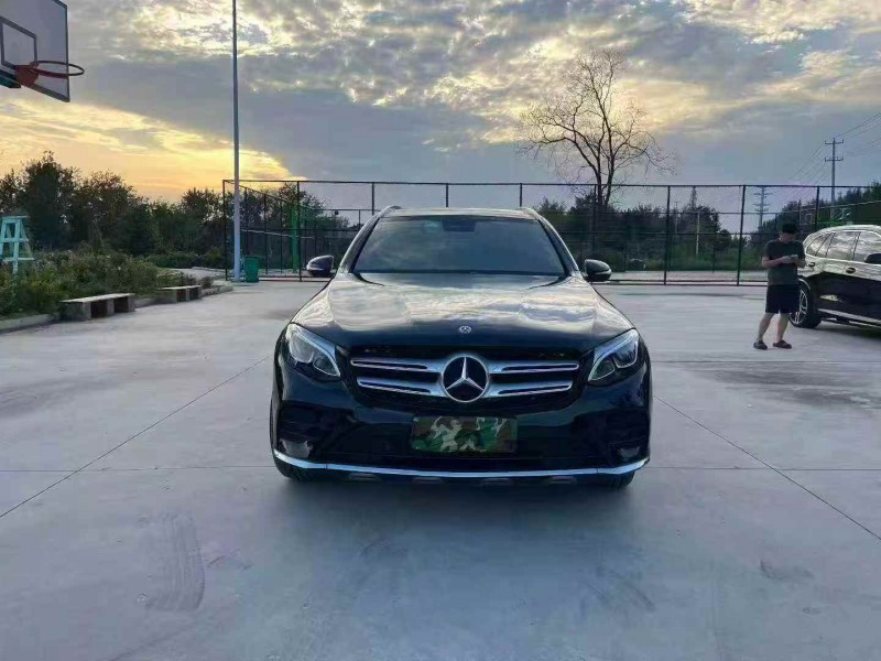 徐州17年奔驰GLC1