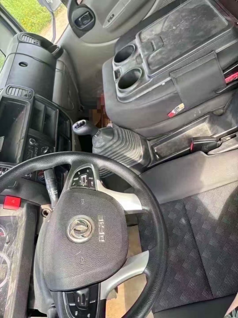 淄博22年东风多利卡5