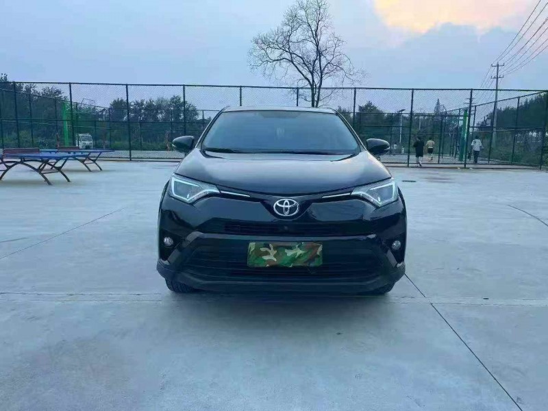 徐州19年丰田RAV41