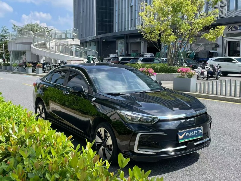 深圳21年北汽新能源EU系列2