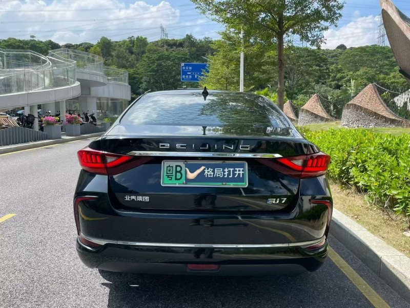 深圳21年北汽新能源EU系列9