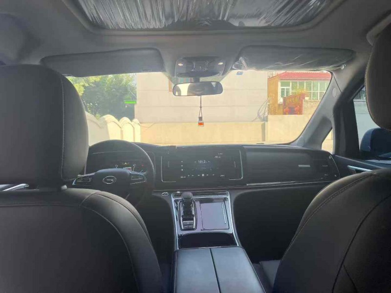 保定22年传祺M85