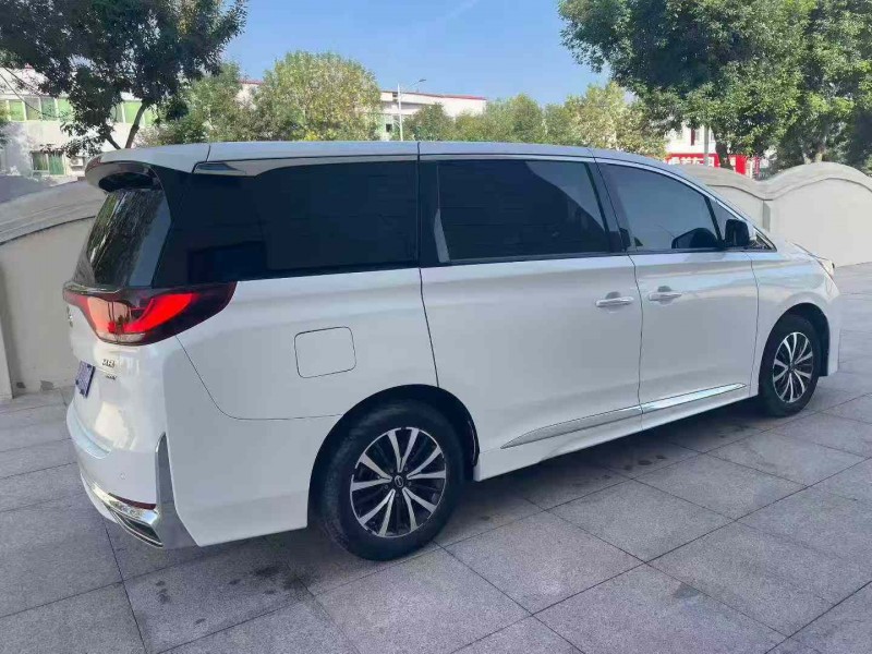 保定22年传祺M88