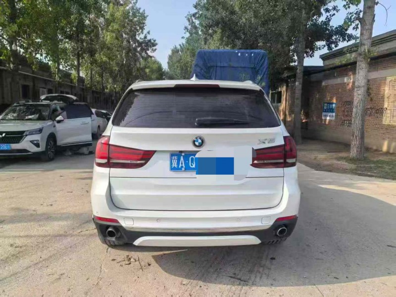 保定19年宝马X52