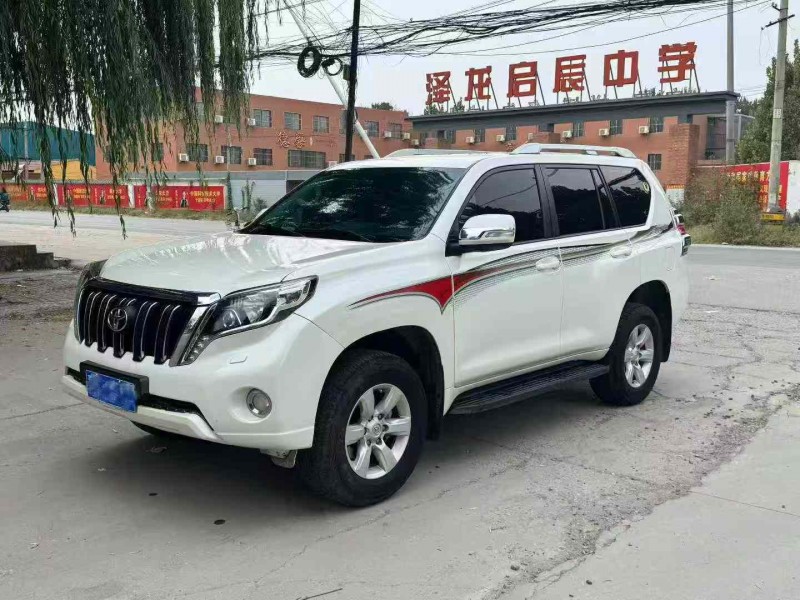 保定15年丰田普拉多5